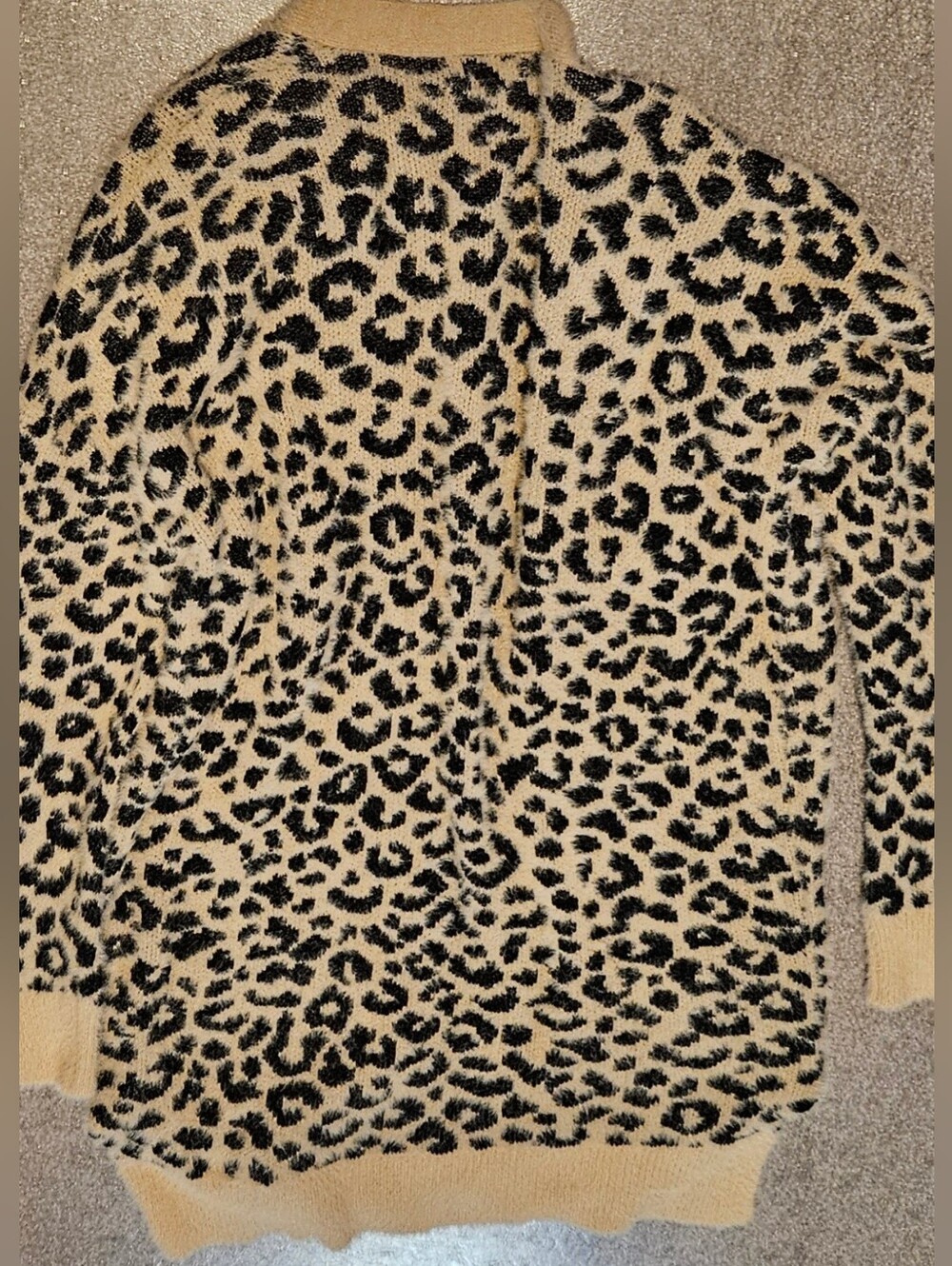 Cardigan - Picture 3 of 4
